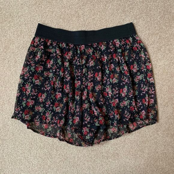 Express Pants - Express Floral Chiffon Shorts